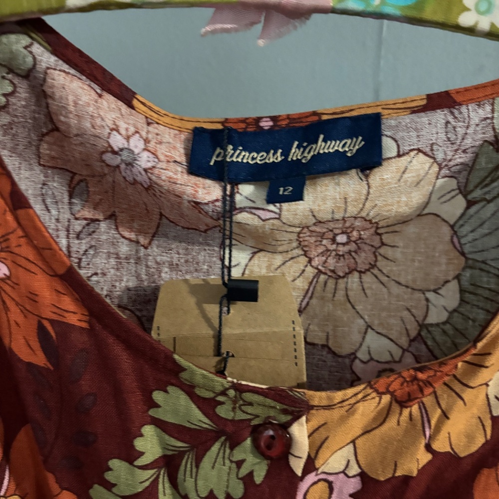 Princess Highway Brandy Floral Tie Top Chocolate NWT - Picture 5 of 8